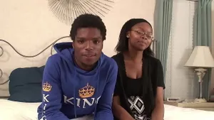 Ébène amateur se fait baiser dur par son copain