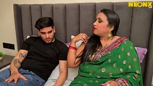 Belle-sœur indienne baisée hardcore avec audio hindi