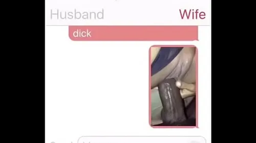 Épouse black envoie SMS coquins à son amant cuckold