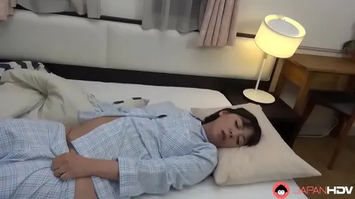 Belle-mère japonaise baisée par son beau-fils tabou