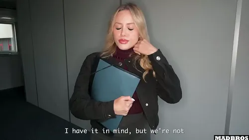 Agente immobilière française baisée et sodomisée pour vente