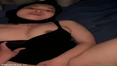 Beurette hijab baisée difficilement chatte serrée