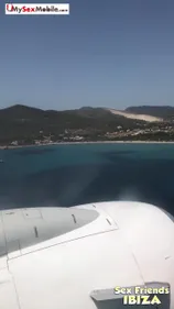 Angel Emily baisée en double pénétration par ses potes